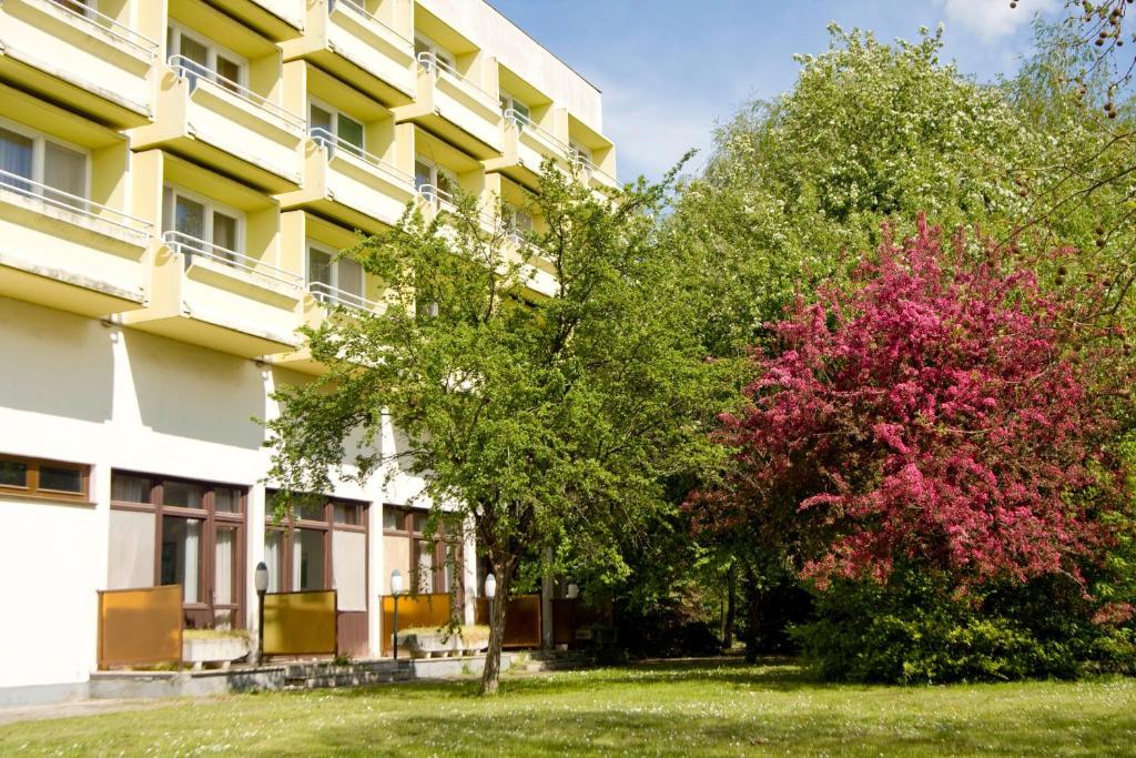 Club Aliga Retro Resort Balatonvilágos Room photo